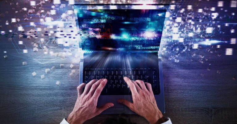 Big techs oferecem salários milionários na disputa por profissionais de TI