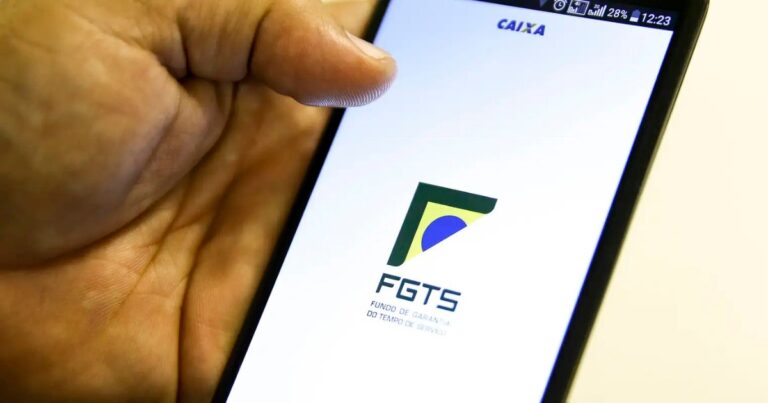 Saque do FGTS injetou R$ 11 bilhões na economia