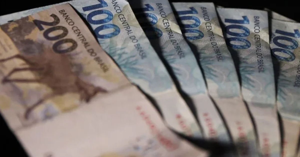 nascidos-setembro-outubro-podem-sacar-abono-salarial