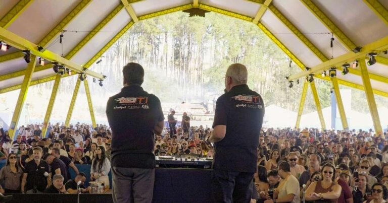 Evento em Campinas reuniu quase 3 mil pessoas com muito churrasco, shows ao vivo e grande mobilização da categoria de TI do estado de São Paulo