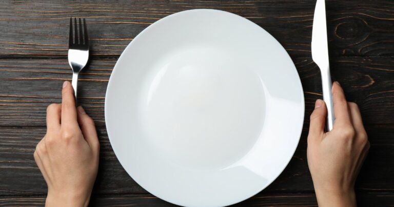 vr-nao-cobre-almoco-trabalhadores-usam-salario-para-comer