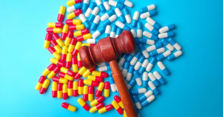 Telegram remove grupos que vendiam atestados médicos, laudos e receitas