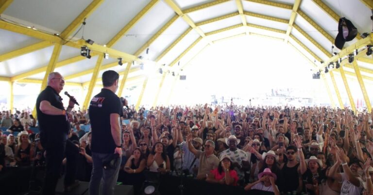 Evento em Ribeirão Preto reuniu quase 3 mil pessoas na festa que marca lançamento da campanha salarial e terá encerramento na capital