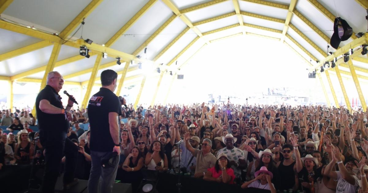 Evento em Ribeirão Preto reuniu quase 3 mil pessoas na festa que marca lançamento da campanha salarial e terá encerramento na capital