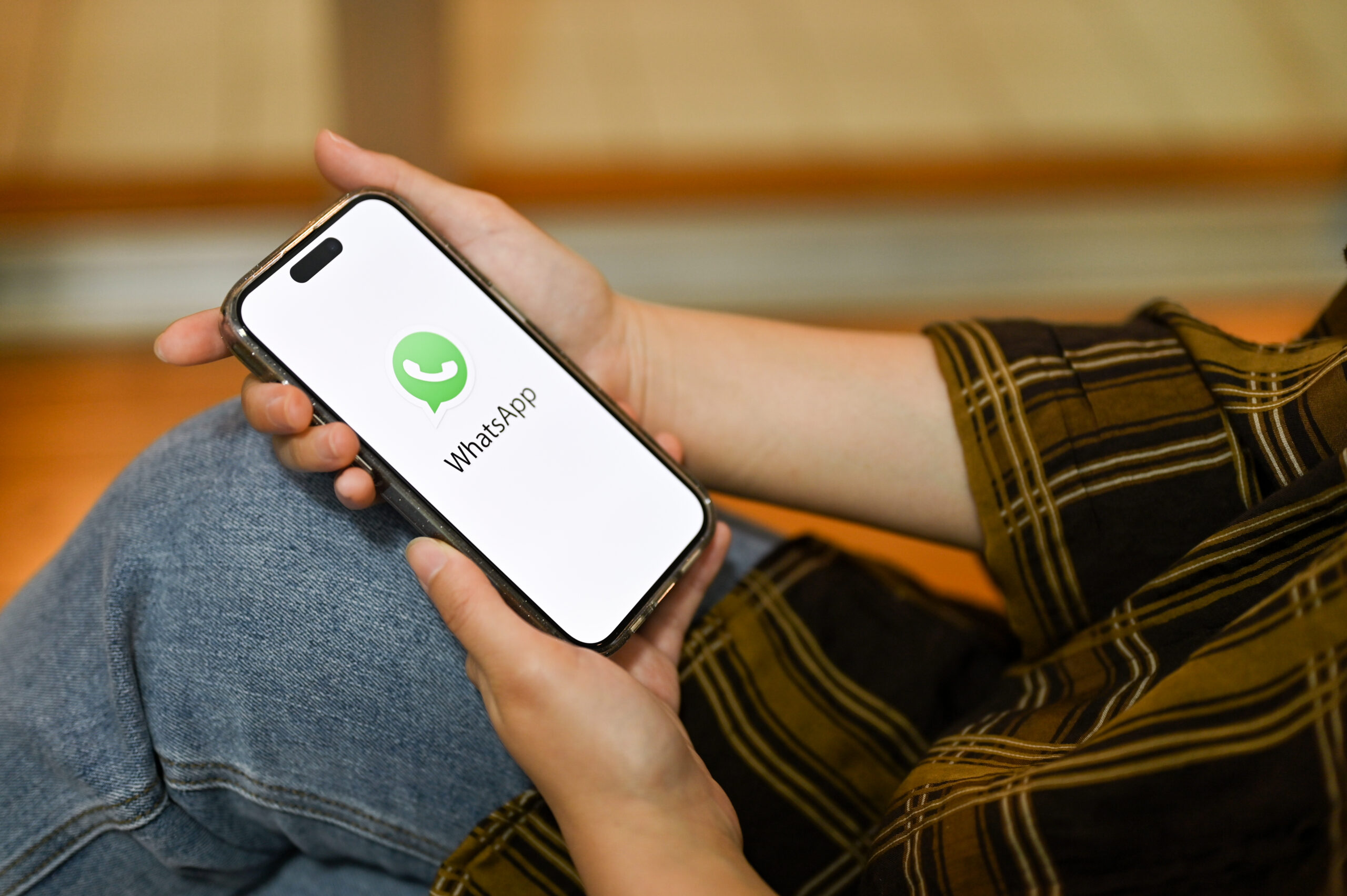 WhatsApp prepara recurso que permitirá ocultar ‘spoilers’ em mensagens