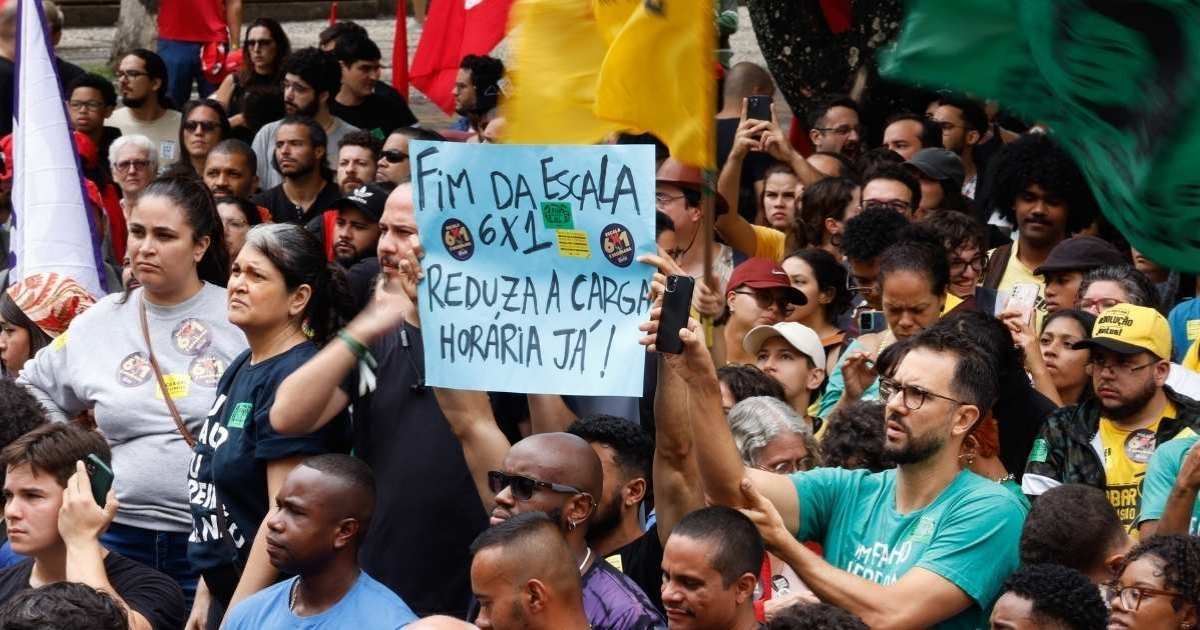 Fim da escala 6x1: especialistas discutem se PEC ou PL é a melhor saída